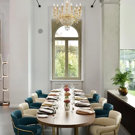 Grand Victoria Concept & Spa, By R Collection 5*