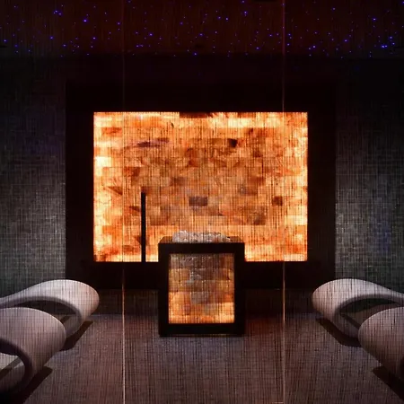 Grand Victoria Concept & Spa, By R Collection