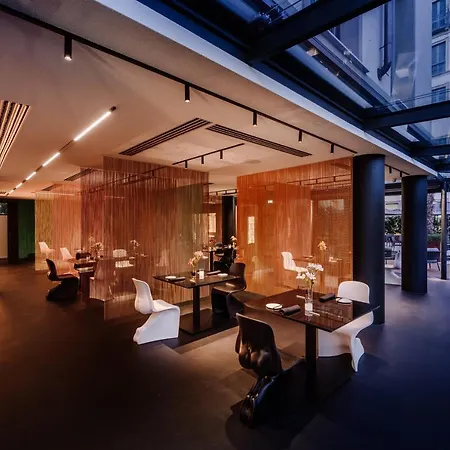 Grand Victoria Concept & Spa, By R Collection فندق 5*