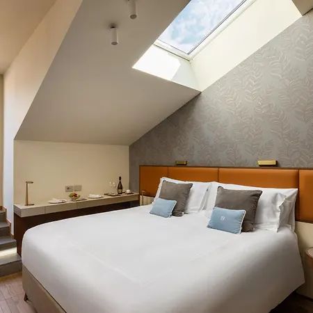 מלון Grand Victoria Concept & Spa, By R Collection 5*