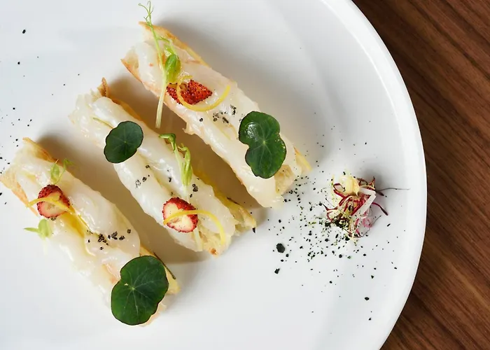 Grand Victoria Concept & Spa, By R Collection فندق ميناجيو