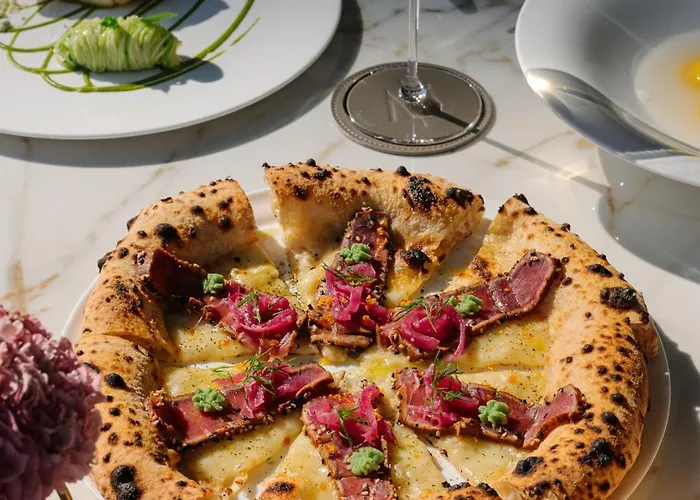 Grand Victoria Concept & Spa, By R Collection Отель Менаджо