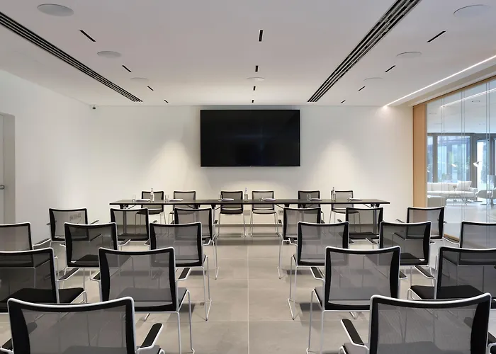 Grand Victoria Concept & Spa, By R Collection 5*