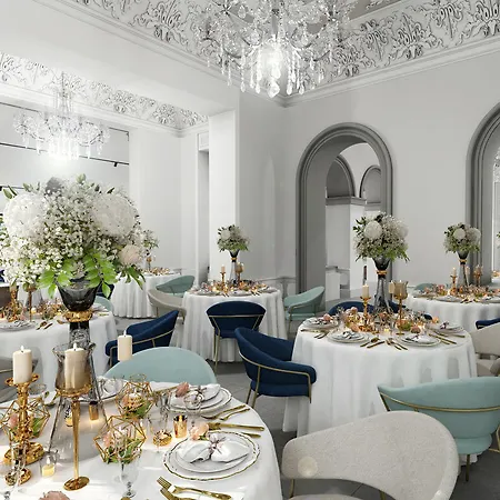 Grand Victoria Concept & Spa, By R Collection 5* 메나지오